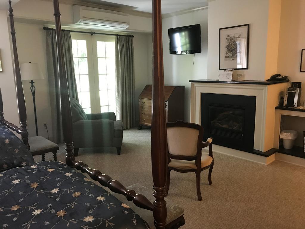 The Old Lyme Inn Eksteriør bilde